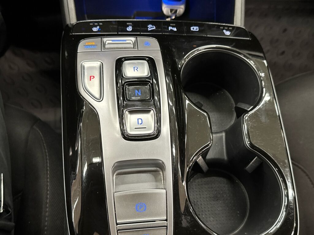 Hyundai Tucson 2023 Punainen