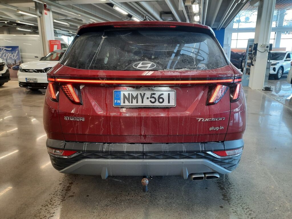 Hyundai Tucson 2023 Punainen