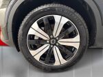 Volvo XC40 2023 Musta