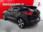 Volvo XC40 2023 Musta