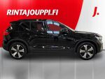 Volvo XC40 2023 Musta
