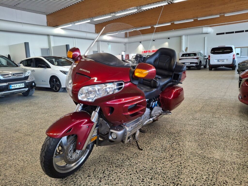 Honda GL 2001 Punainen