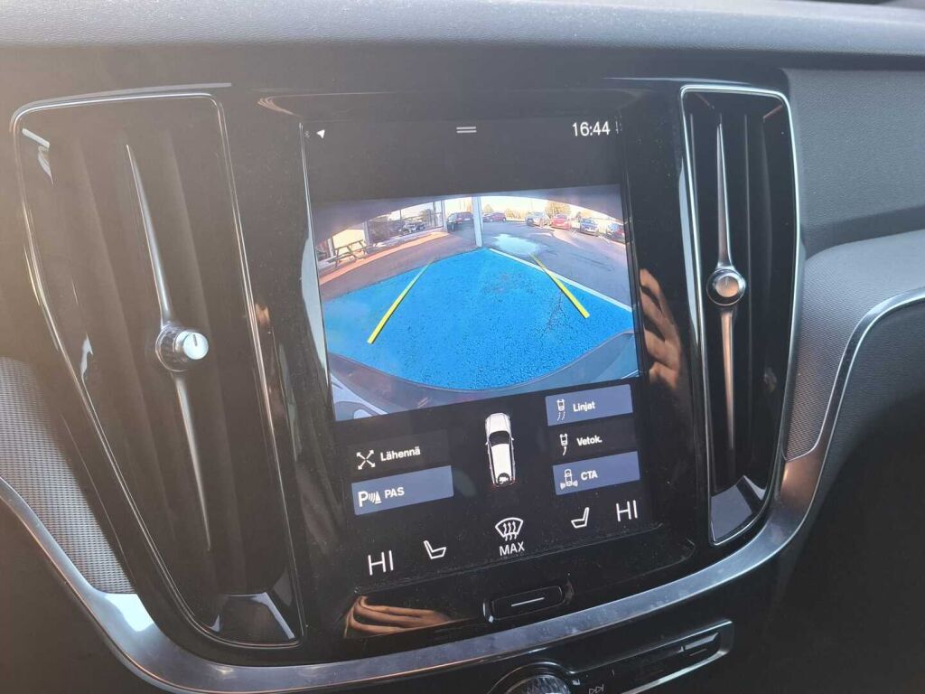 Volvo V60 T8 TwE AWD R-Design aut 2019, bild 7/8