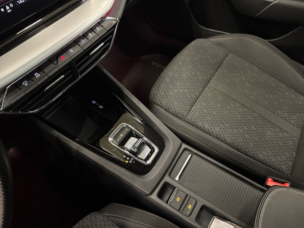 Skoda Octavia 2020 Harmaa