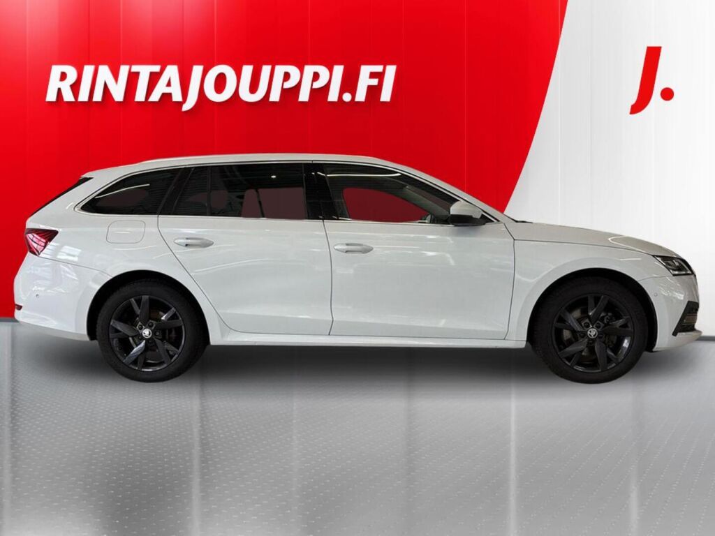 Skoda Octavia 2021 Valkoinen