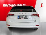 Skoda Octavia 2021 Valkoinen