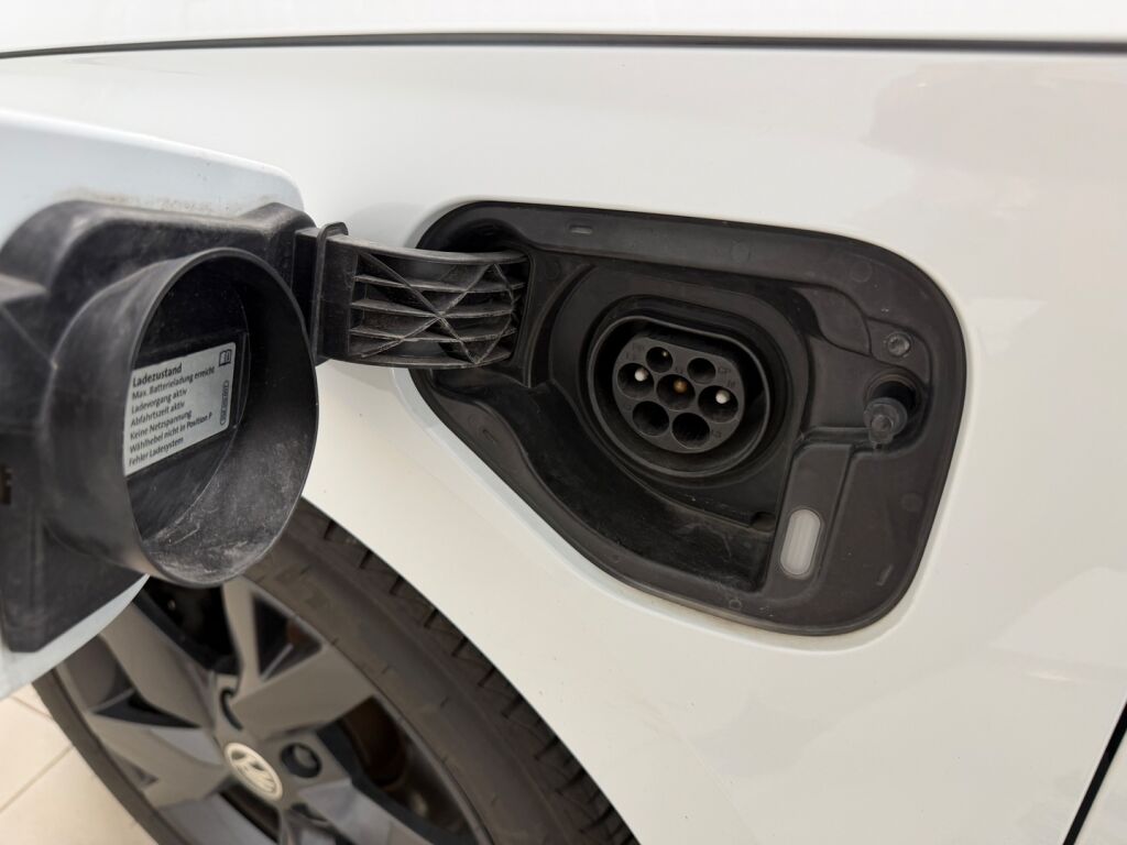 Skoda Octavia 2021 Valkoinen