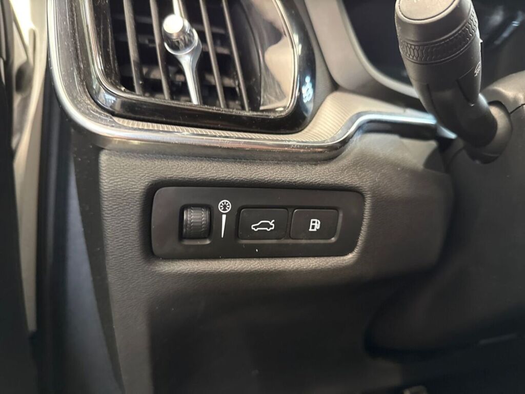 Volvo S60 2020 Valkoinen