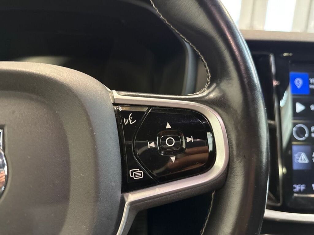 Volvo S60 2020 Valkoinen