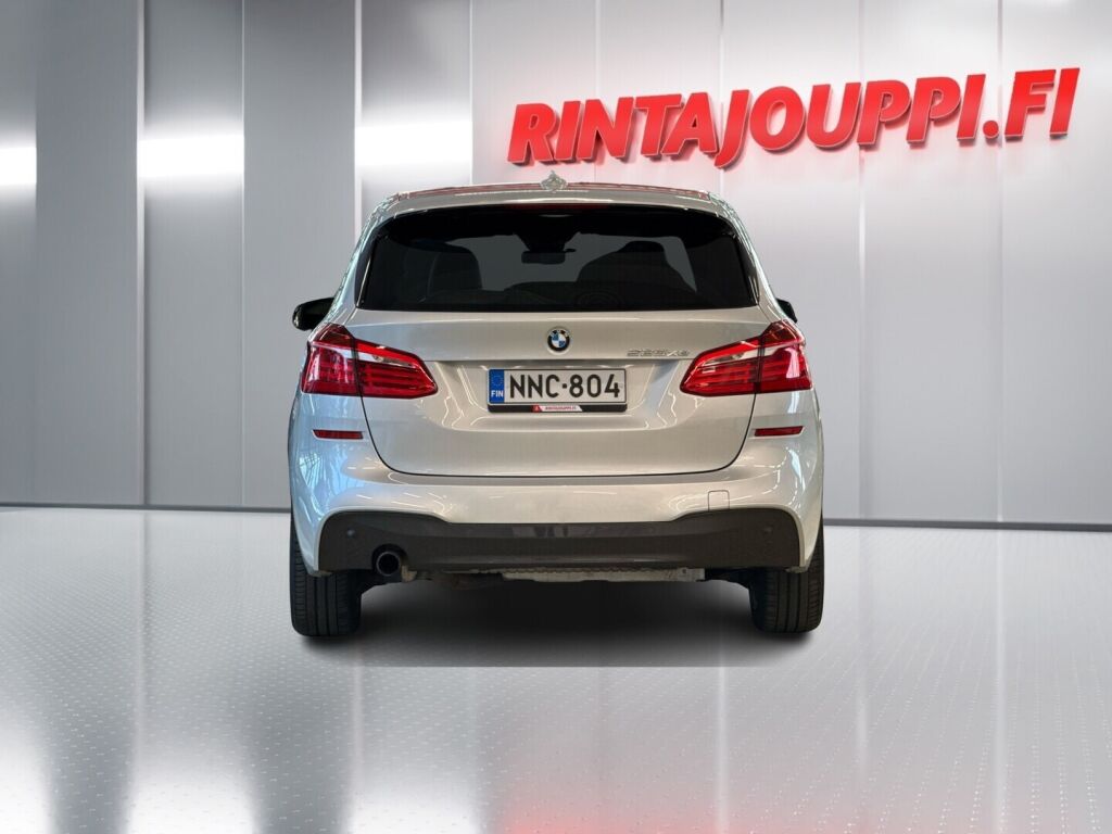 BMW 225 2017 Valkoinen