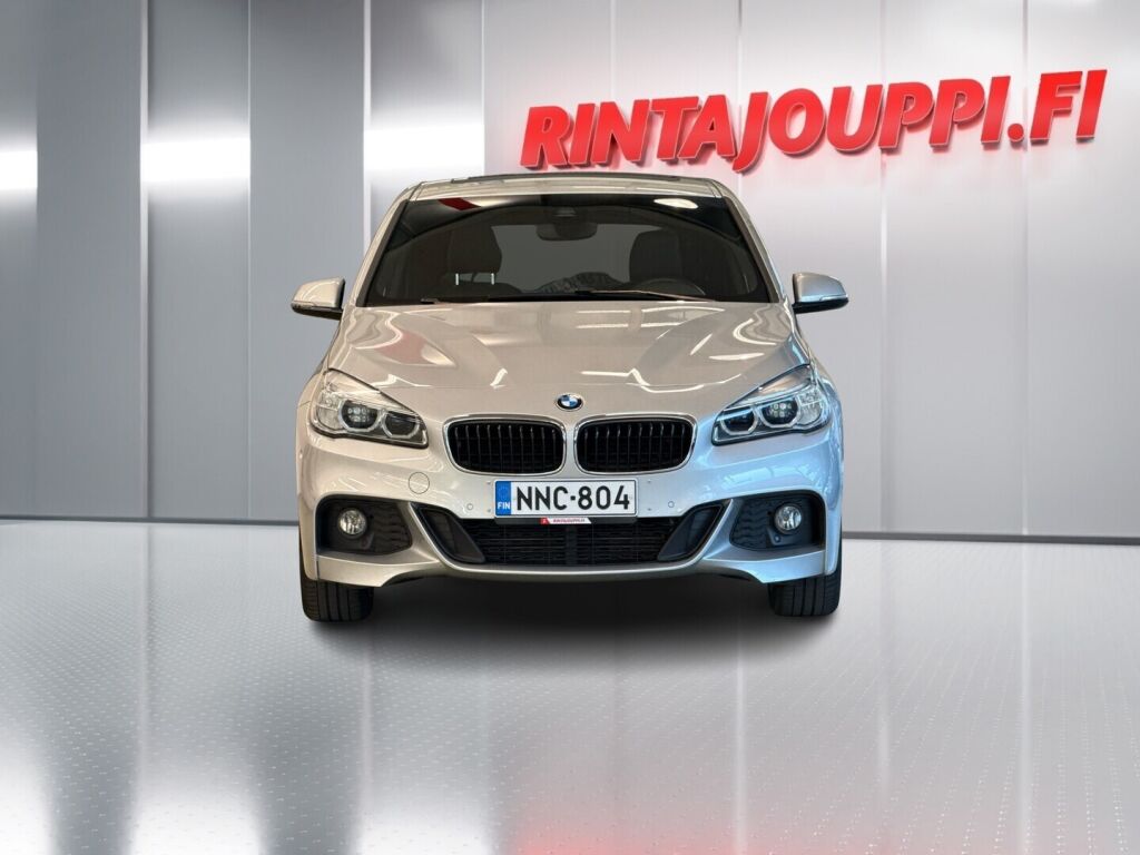 BMW 225 2017 Valkoinen