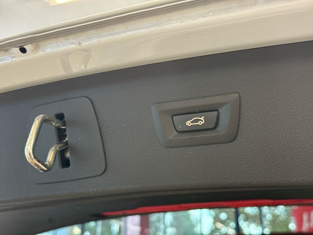 BMW 225 2017 Valkoinen