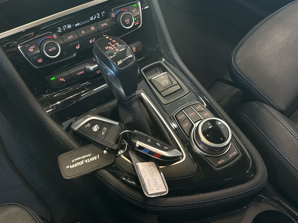 BMW 225 2017 Valkoinen