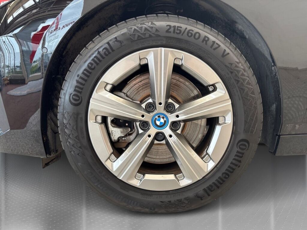 BMW 230 2023 Musta