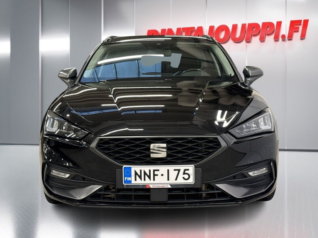 Seat LEON SPORTSTOURER 2021 Musta