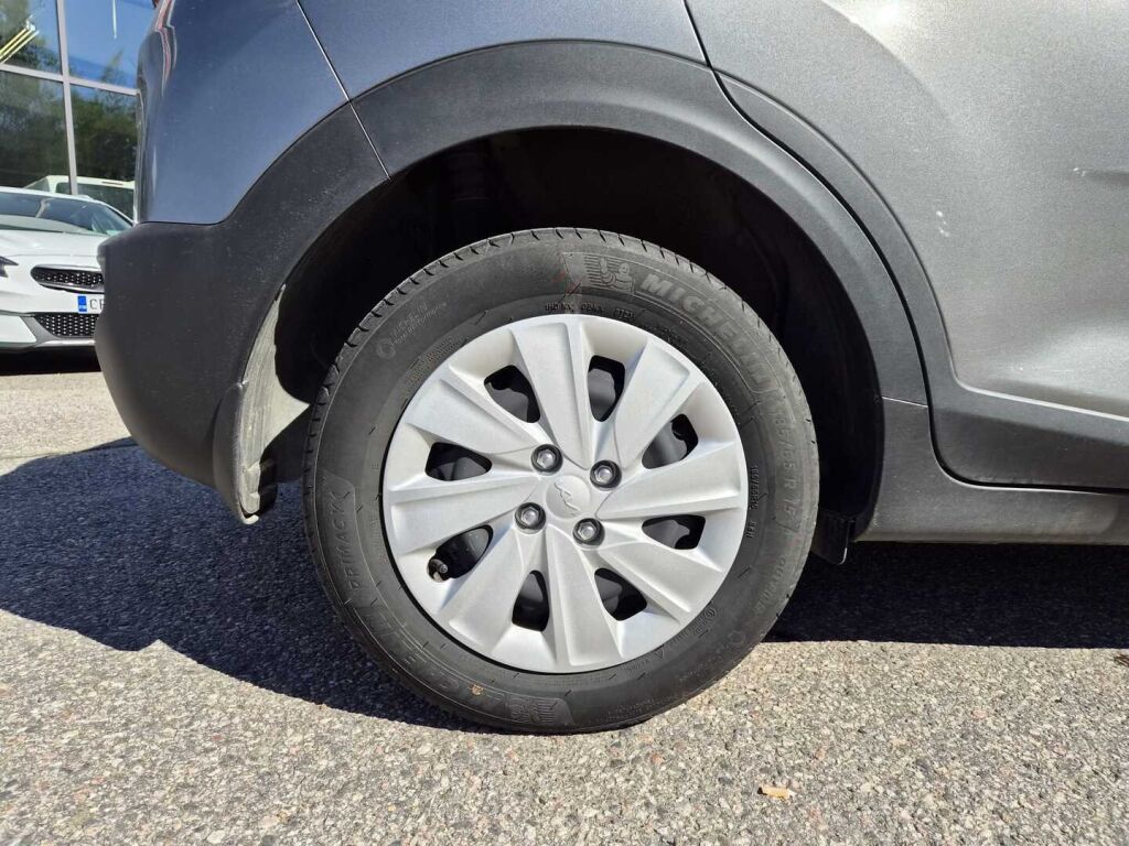 Kia Stonic 2024 Harmaa