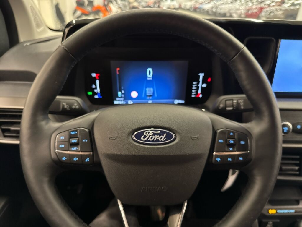 Ford Transit Courier 2024 Vihreä