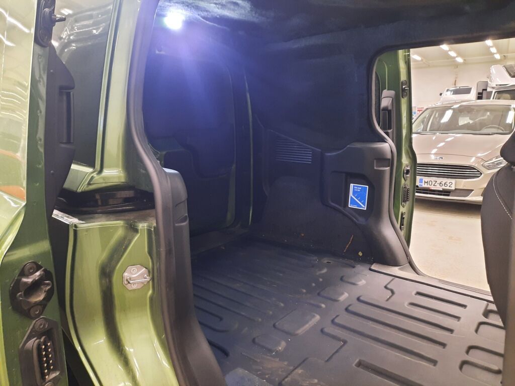 Ford Transit Courier 2024 Vihreä