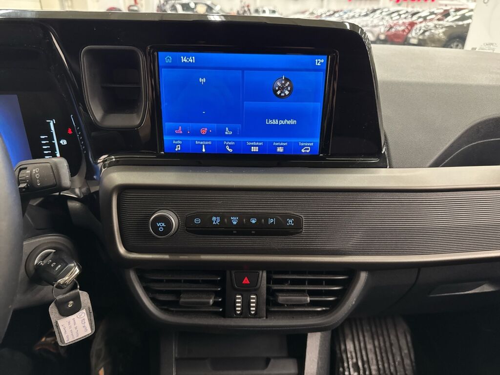 Ford Transit Courier 2024 Vihreä