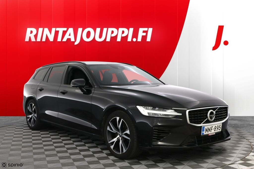 Volvo V60 2020 Musta