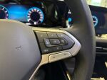 Volkswagen Golf 2024 Keltainen