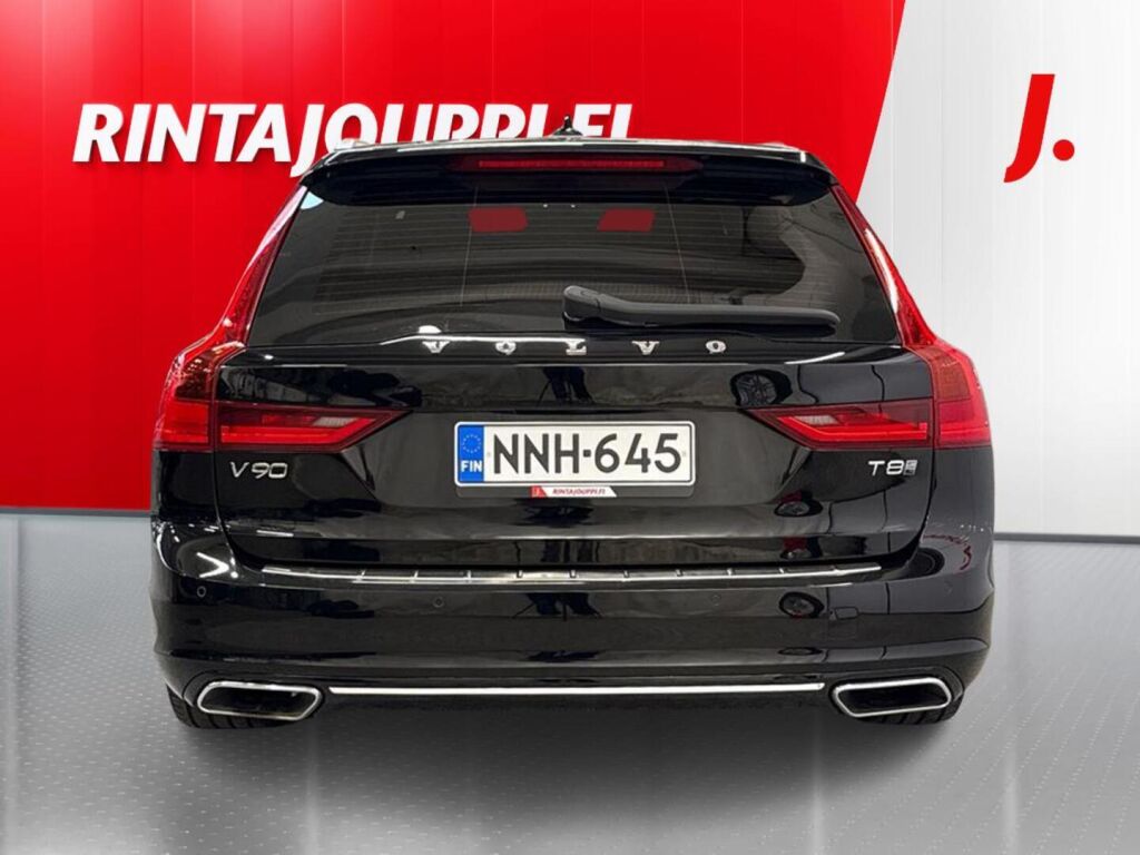Volvo V90 2020 Musta