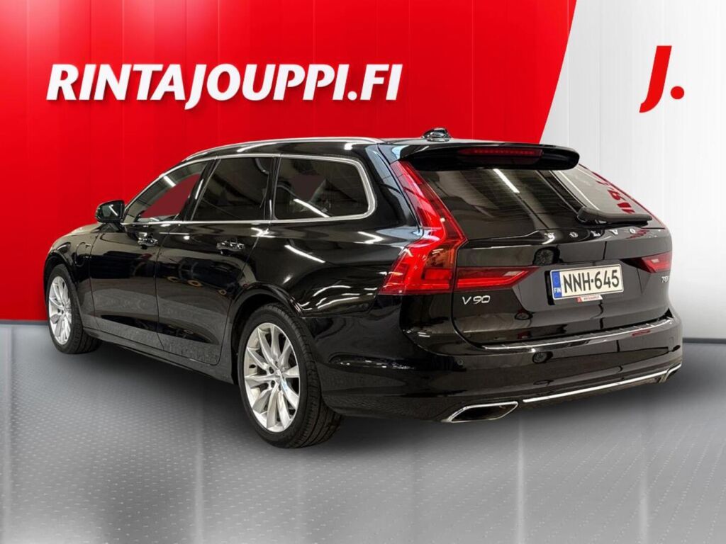Volvo V90 2020 Musta