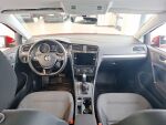 Volkswagen Golf 2019 Punainen
