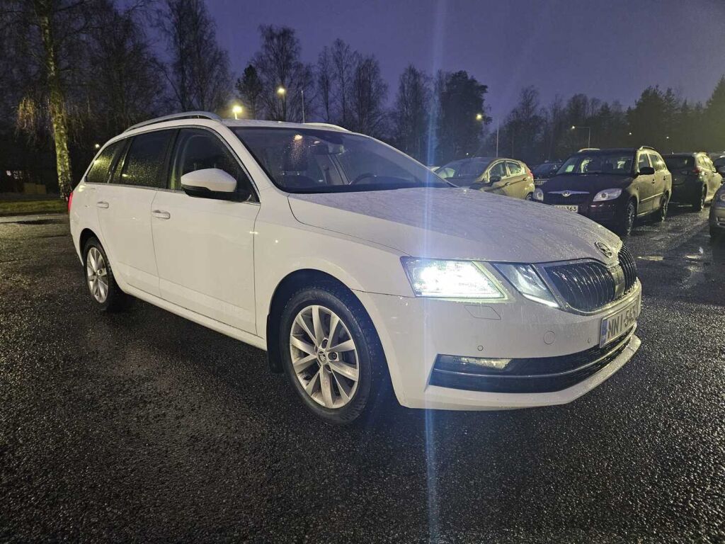 Skoda Octavia 2020 Valkoinen