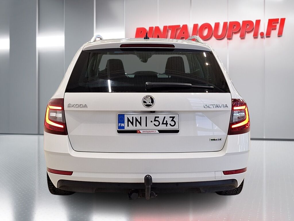 Skoda Octavia 2020 Valkoinen