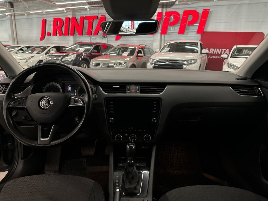 Skoda Octavia 2020 Harmaa