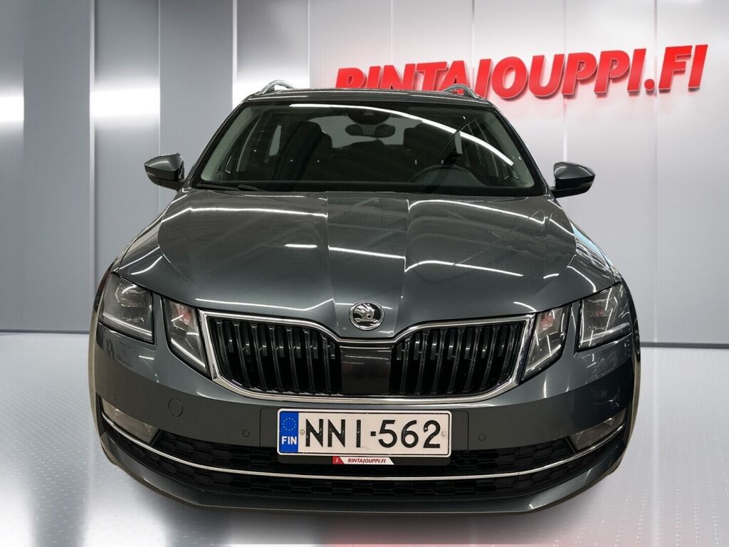 Skoda Octavia 2020 Harmaa