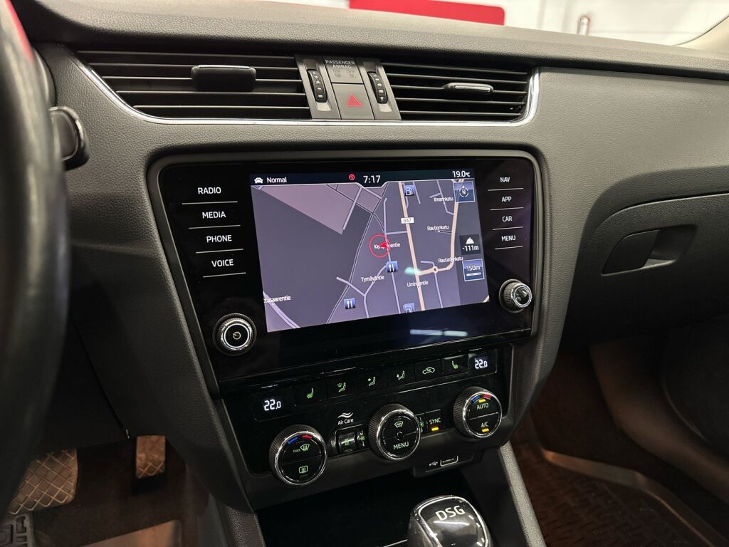 Skoda Octavia 2020 Harmaa