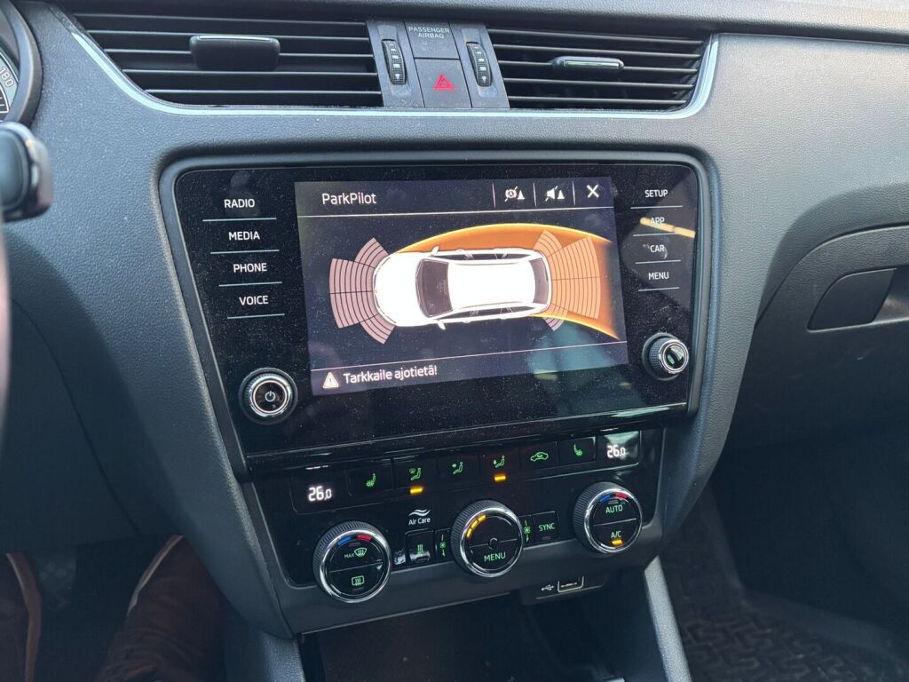 Skoda Octavia 2020 Valkoinen