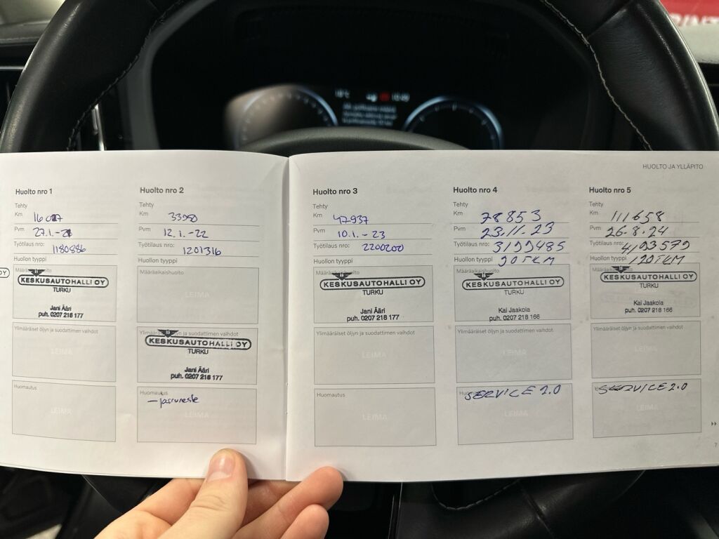 Volvo XC60 2020 Musta