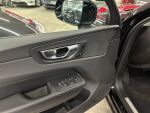 Volvo XC60 2020 Musta