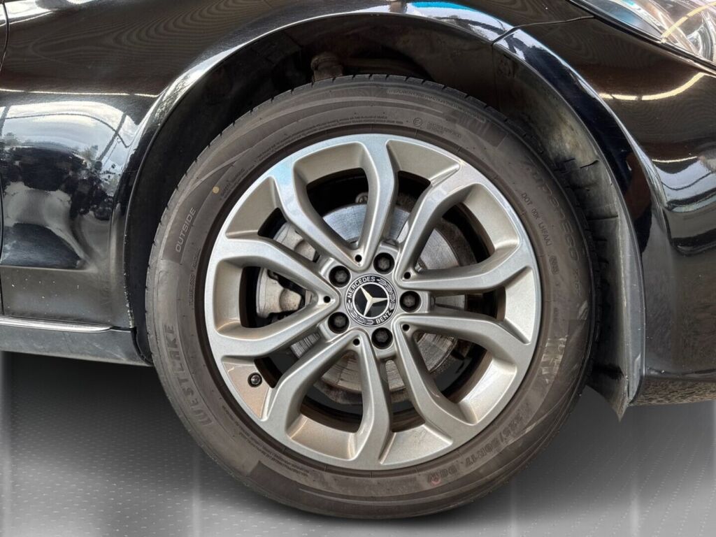 Mercedes-Benz C 2017 Musta