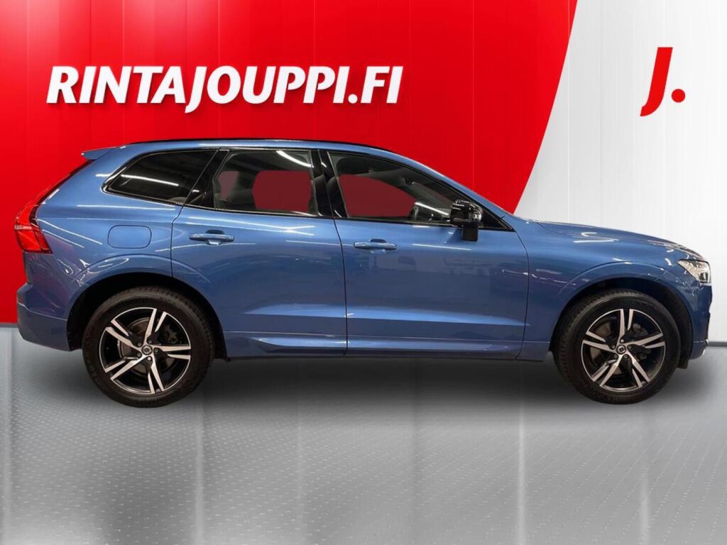 Volvo XC60 2021 Sininen