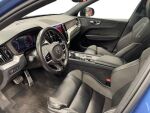 Volvo XC60 2021 Sininen