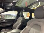 Volvo XC60 2021 Sininen