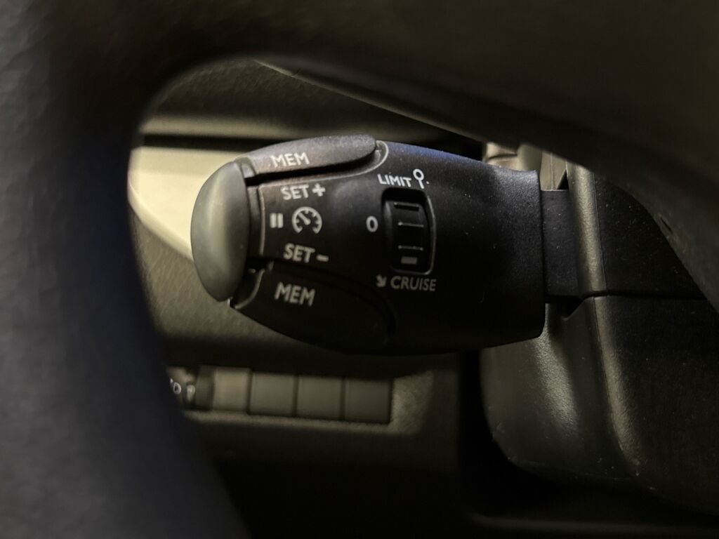 Toyota Proace Verso EV 2021 Valkoinen