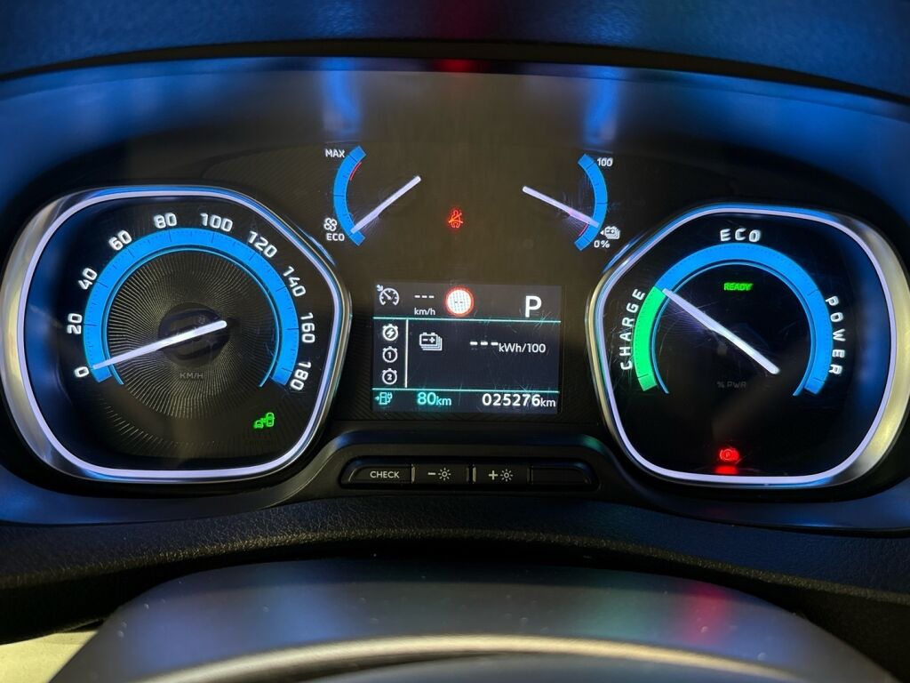 Toyota Proace Verso EV 2021 Valkoinen