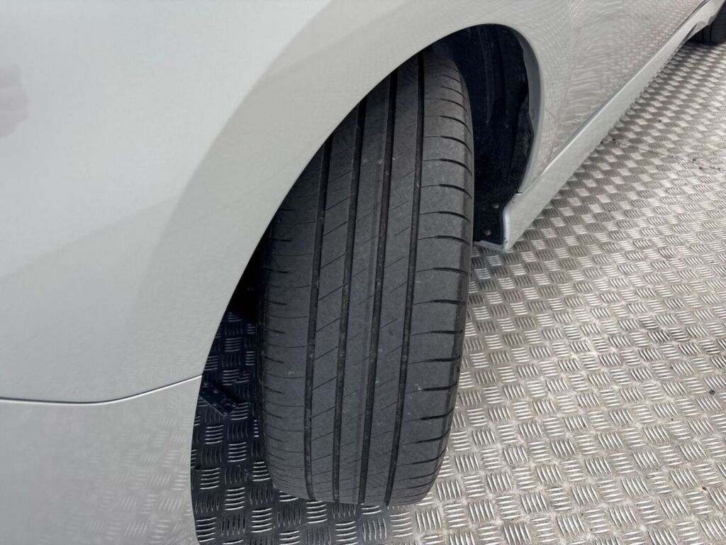 Nissan Leaf 2020 Hopea