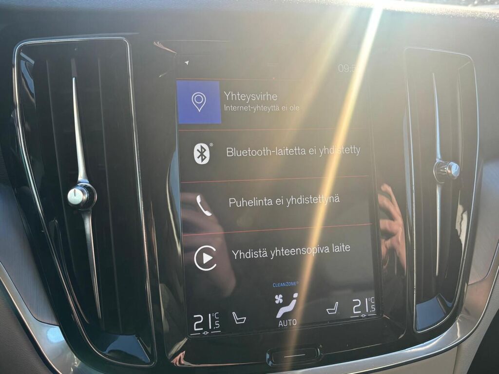 Volvo V60 2020 Sininen