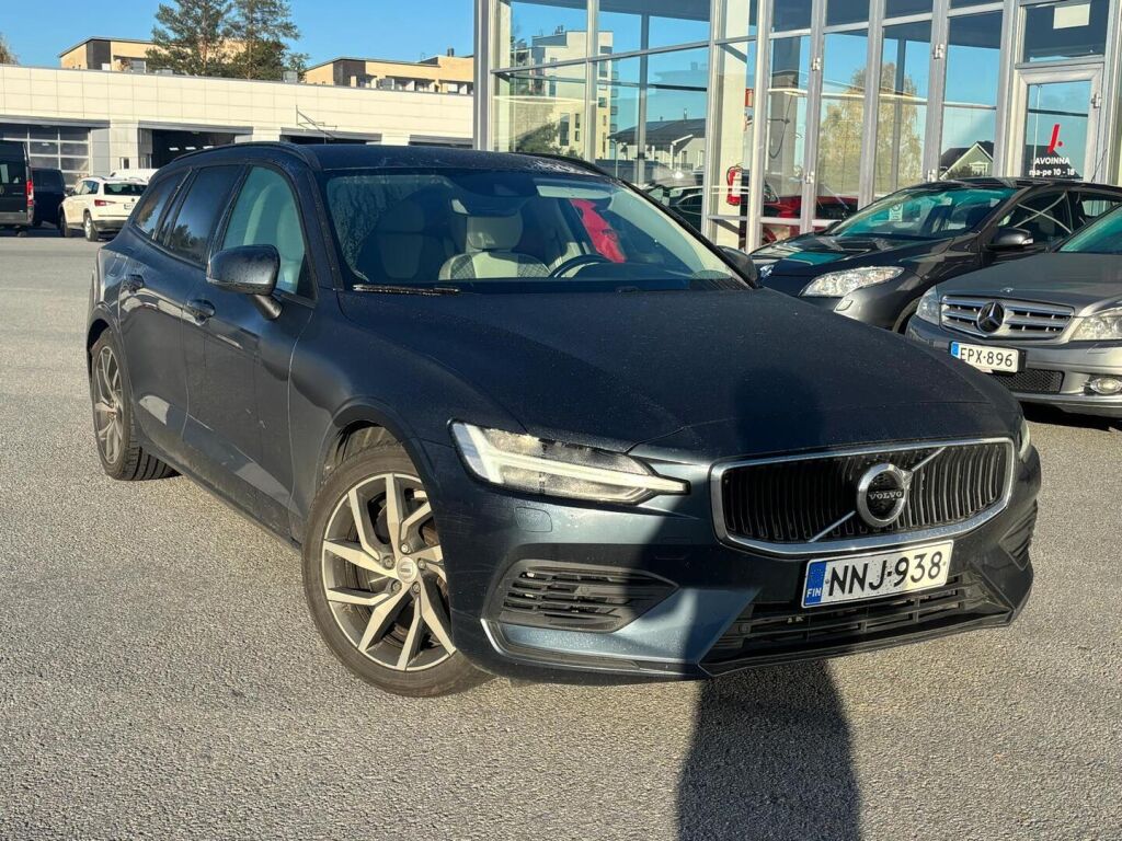 Volvo V60 2020 Sininen