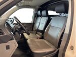 Volkswagen Transporter 2024 Valkoinen