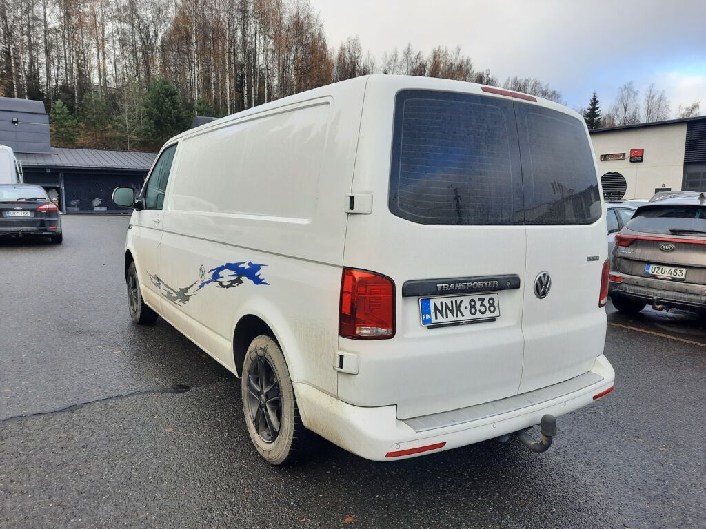 Volkswagen Transporter 2024 Valkoinen