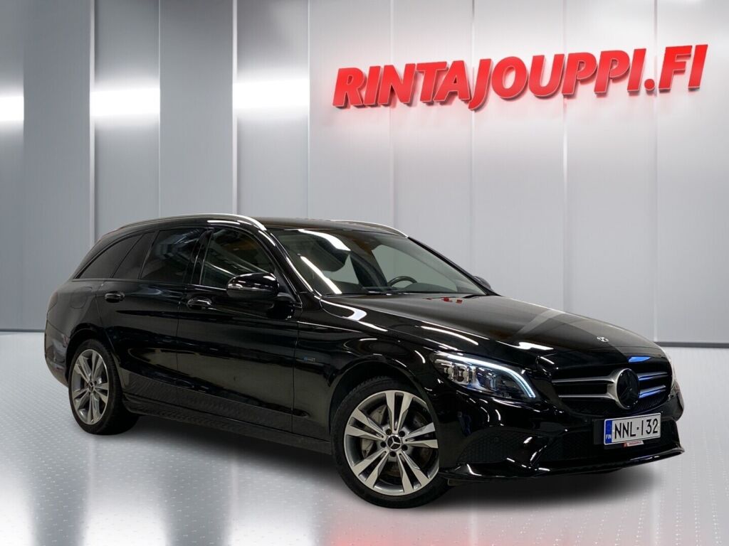 Mercedes-Benz C 2021 Musta