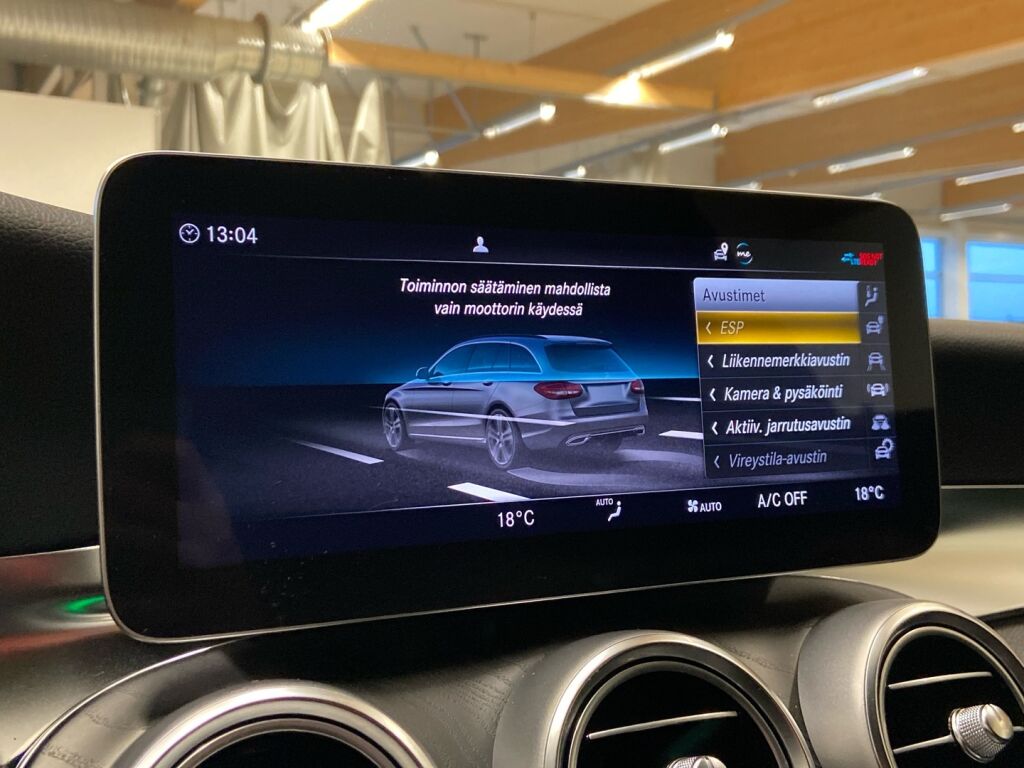 Mercedes-Benz C 2021 Musta