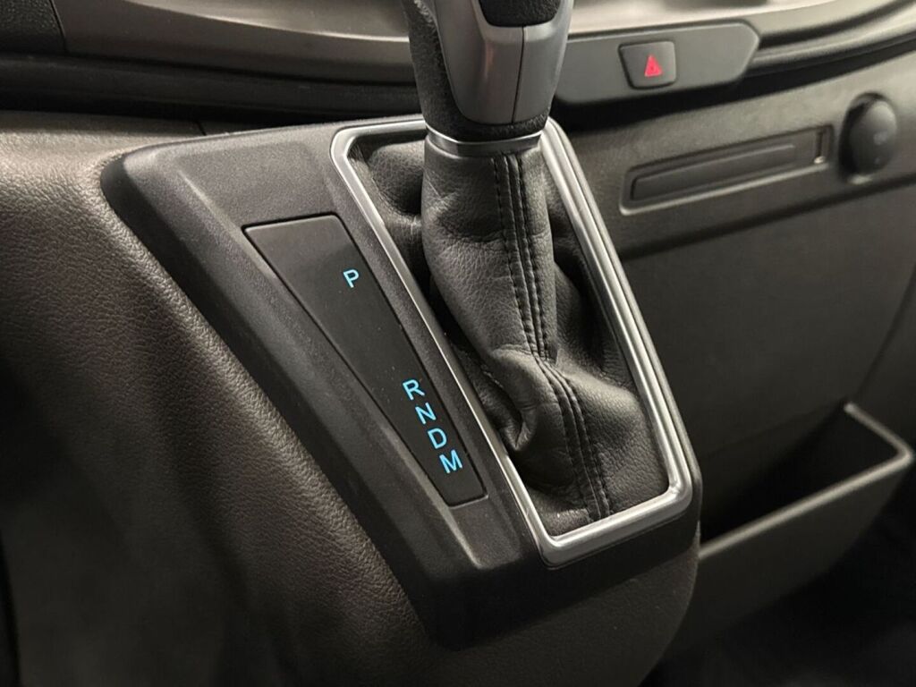 Ford Transit 2024 Harmaa